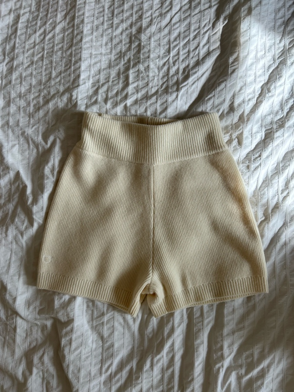 DISSH High Waist Knit Shorts in Cream